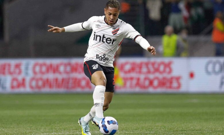 برشلونة - فيتور روكي