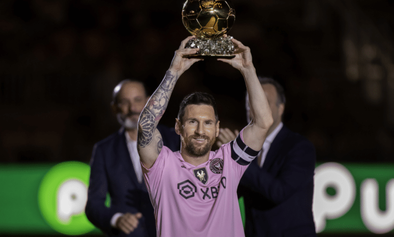 ليونيل ميسي - الكرة الذهبية - (المصدر:Gettyimages)