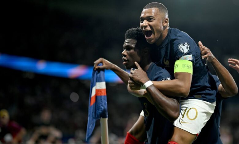 أوريلين تشواميني - كيليان مبابي - منتخب فرنسا