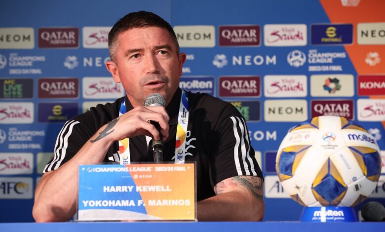 هاري كيويل مدرب يوكوهاما