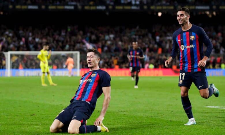 تشكيل برشلونة ضد ريال مدريد في الكلاسيكو الودي - روبرت ليفاندوفسكي