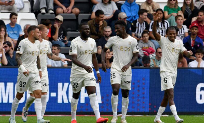 أيوب عمراوي - نيس الفرنسي