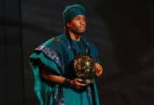 من هو أديمولا لوكمان الفائز بجائزة الكرة الذهبية الإفريقية 2024؟