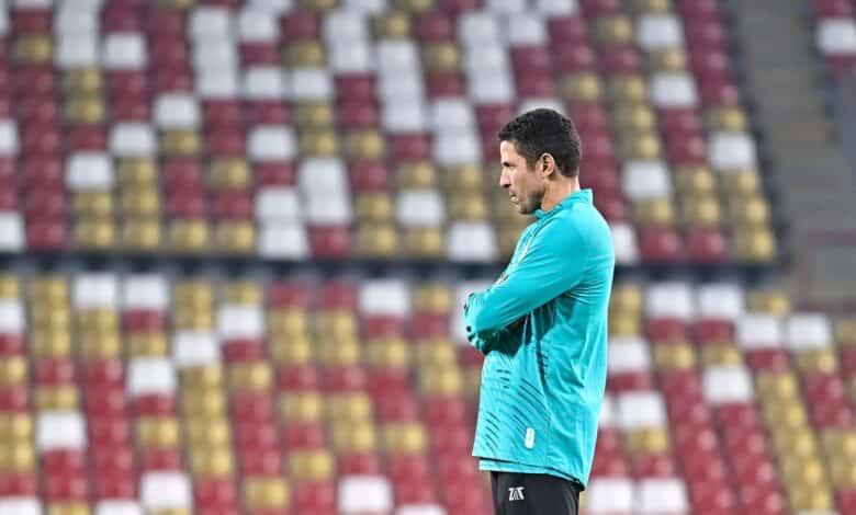 الحسين عموتة مدرب الجزيرة