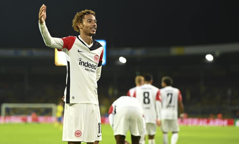 هوجو إيكيتيكي - آينتراخت فرانكفورت