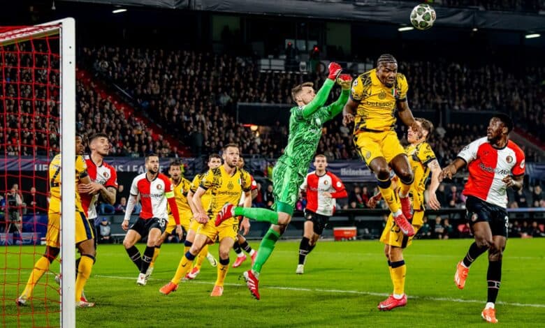 إنتر ميلان ضد فينورد - دوري أبطال أوروبا