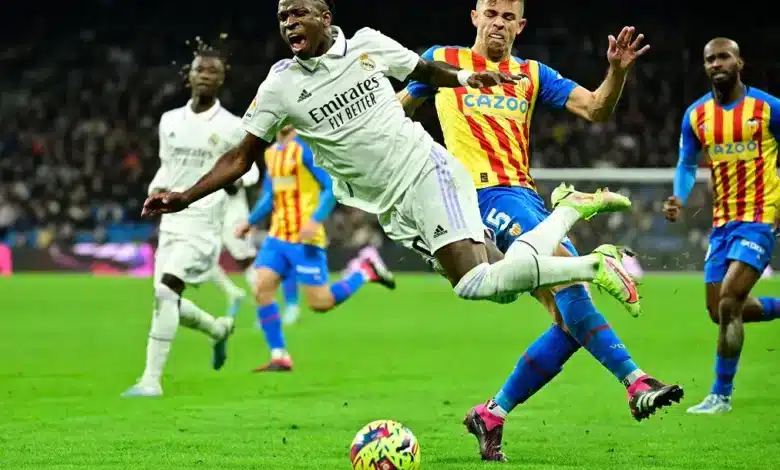 فينيسيوس جونيور - فالنسيا - ريال مدريد (المصدر:Gettyimages) القنوات الناقلة لمباراة ريال مدريد ضد فالنسيا بالجولة 30 في الدوري الإسباني