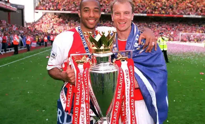 تتويج أرسنال بلقب الدوري الذهبي