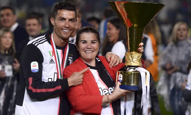 ماريا أفيرو والدة كريستيانو رونالدو