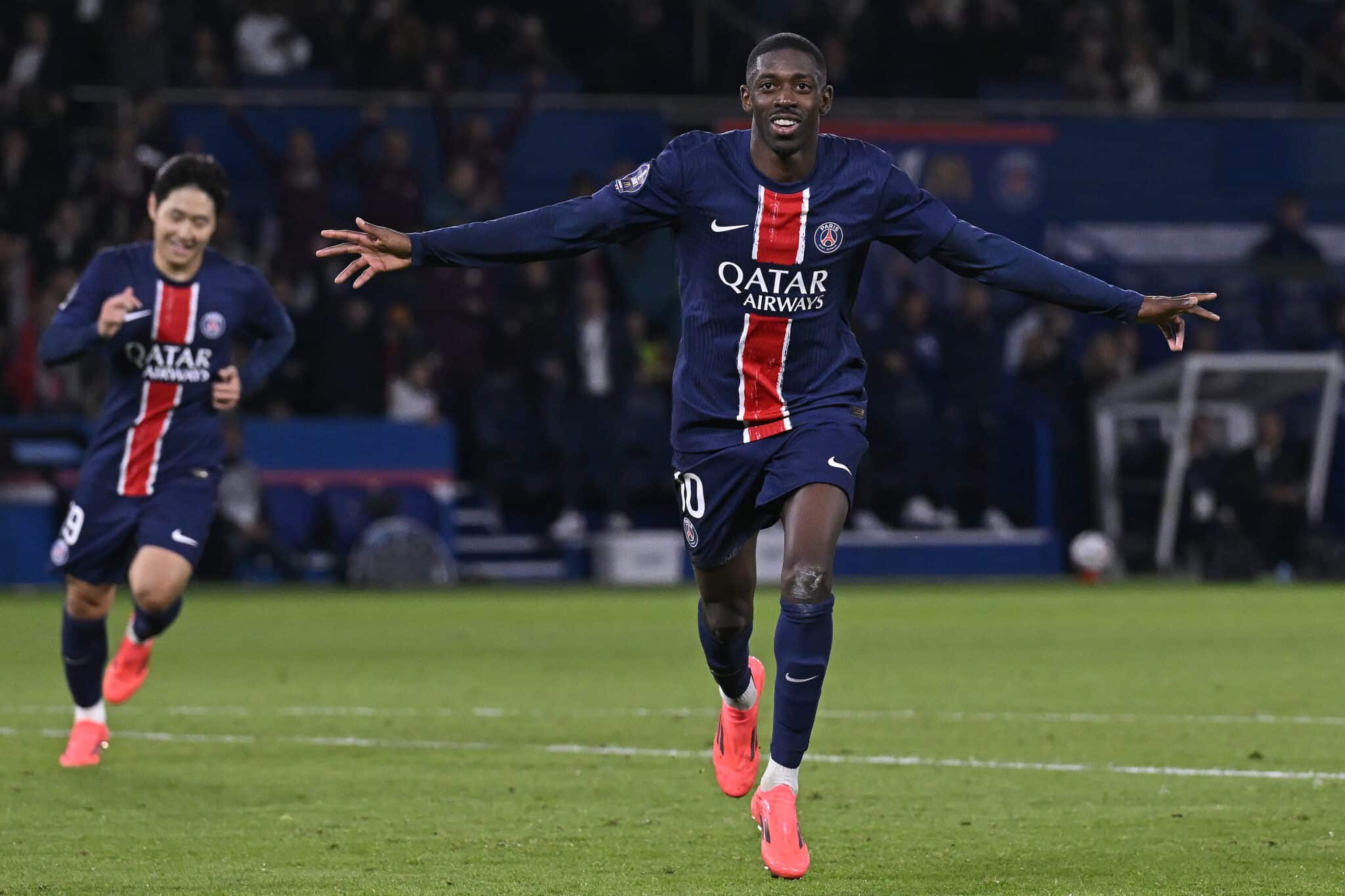 Ousmane Dembele of Paris Saint-Germain reacts after scoring during the Ligue 1 McDonald's match between Paris and Brest