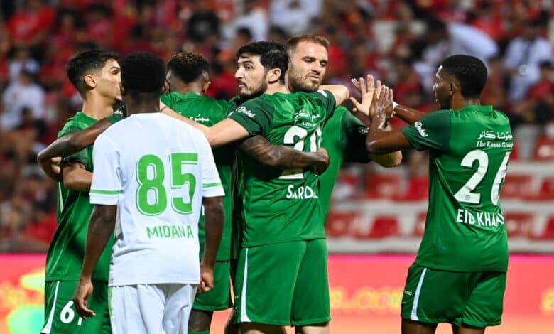 شباب الأهلي ضد دبا الحصن