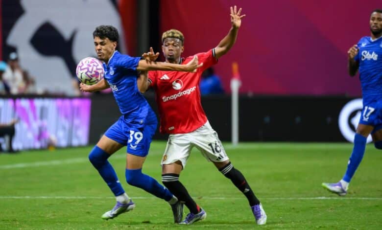 آدم أزنو - أماد ديالو - إيفرتون - مانشستر يونايتد (Gettyimages)