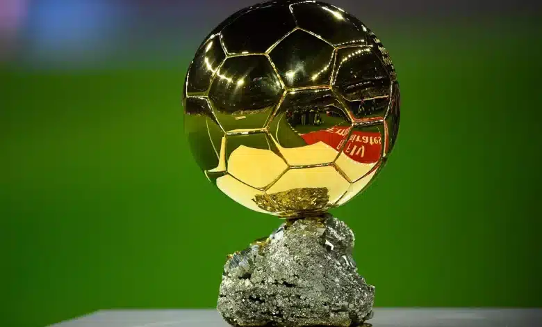 من هو المرشح الأول لجائزة الكرة الذهبية 2025؟