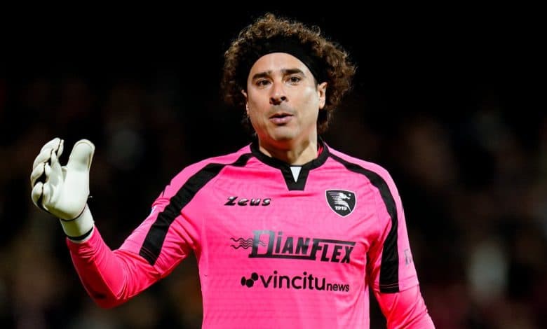 أتشوا - حارس المكسيك - (المصدر:Gettyimages)