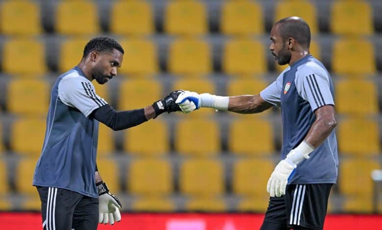 خالد عيسى وعلي خصيف - المصدر: الحساب الرسمي لمنتخب الإمارات