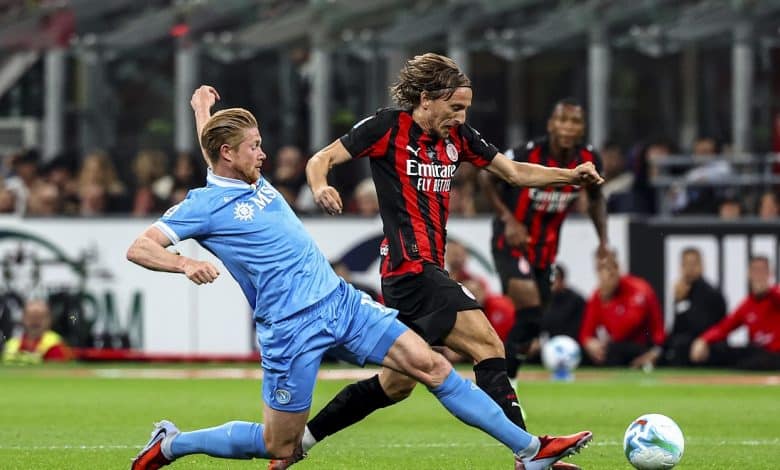 لوكا مودريتش - كيفين دي بروين - ميلان - نابولي - المصدر (Getty images)