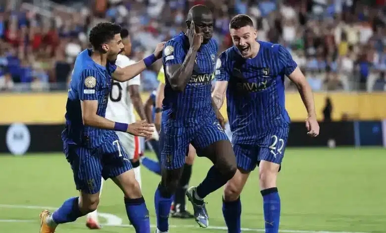 ما القناة الناقلة لمباراة الهلال ضد الخلود وأين تشاهد مباريات الدوري السعودي؟