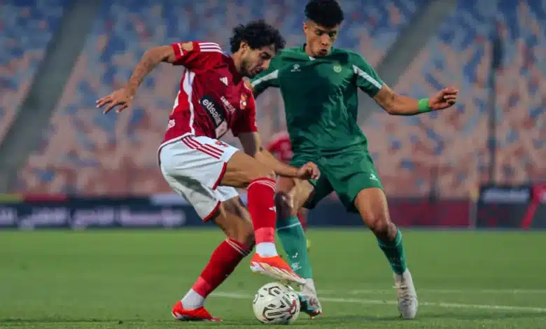 ما القناة الناقلة لمباراة الأهلي ضد الاتحاد السكندري وأين تشاهد الدوري المصري مجانًا؟