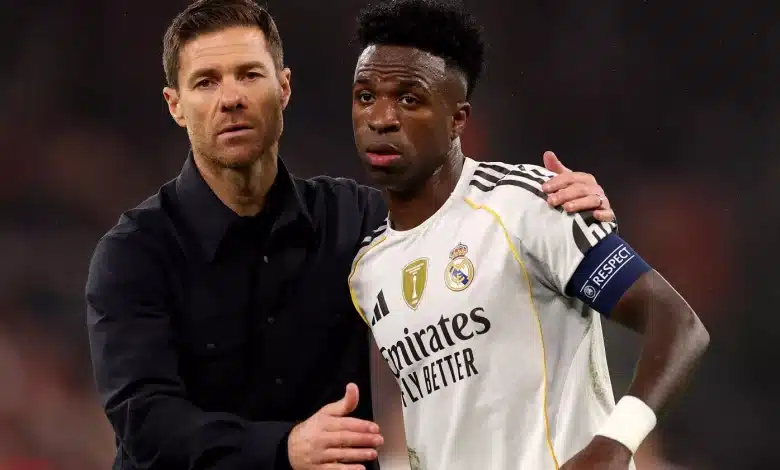 فينيسيوس جونيور - تشابي ألونسو -ريال مدريد (المصدر:Gettyimages)