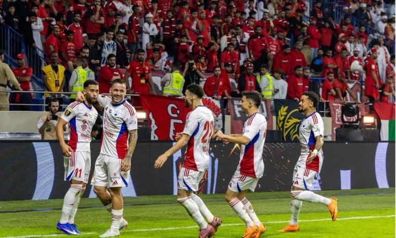 فريق الشارقة- المصدر: حساب رابطة المحترفين الإماراتية