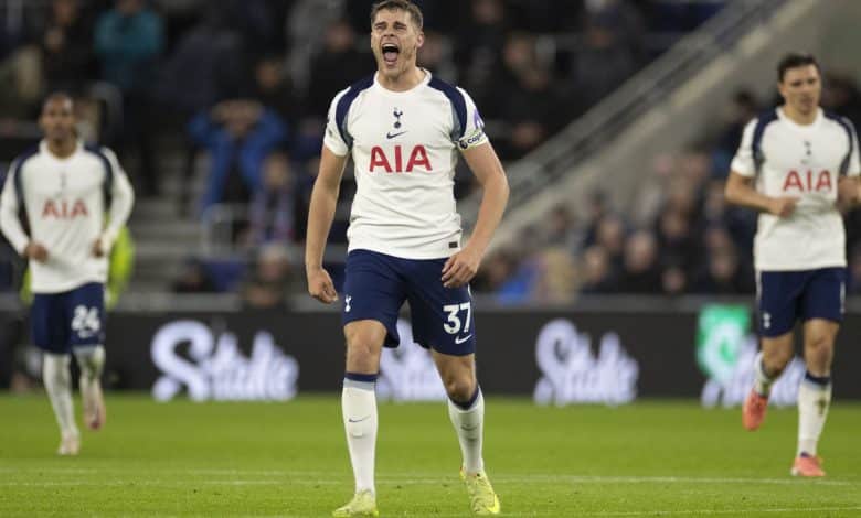 ميكي فان دي فين - المصدر (Getty images)