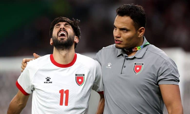 يزن النعيمات - الأردن ضد العراق (المصدر: Getty images)