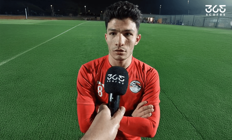 إسلام عيسى لاعب منتخب مصر الثاني