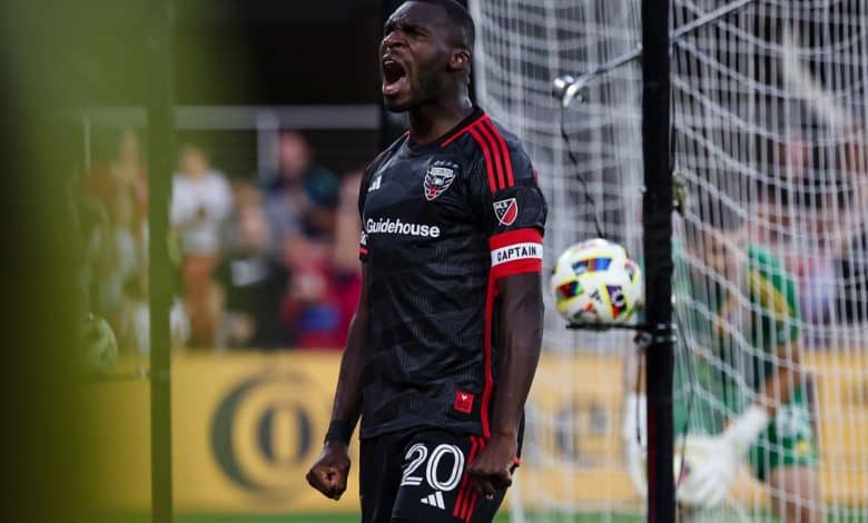 كريستيان بينتيكي مهاجم الوحدة الإماراتي - المصدر (Getty images)