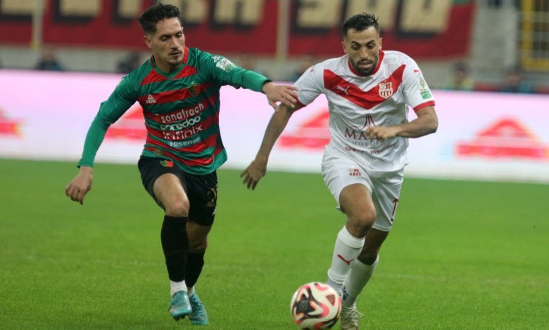 مولودية الجزائر ضد سانت إلوي لوبوبو