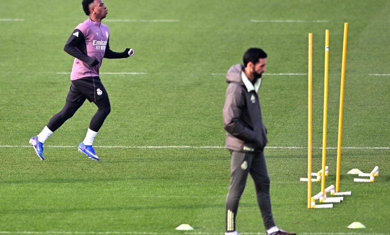 ألفارو أربيلوا - فينيسيوس - (المصدر:Gettyimages)