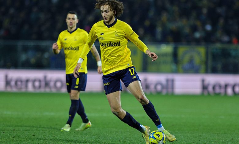 الجزائري يانيس ماسولين لاعب إنتر ميلان المُعار لـ مودينا.. المصدر: (Getty images)