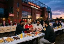 آذان المغرب في أولد ترافورد ( المصدر: gemini)