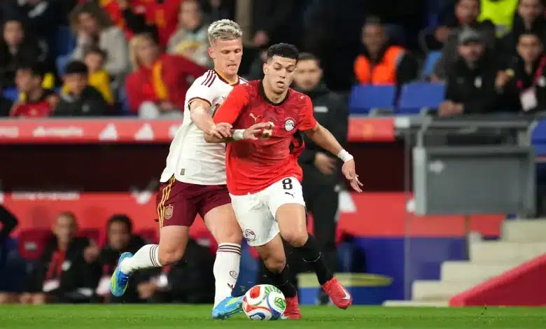 إمام عاشور - داني أولمو - مصر - إسبانيا - المصدر (Getty images)