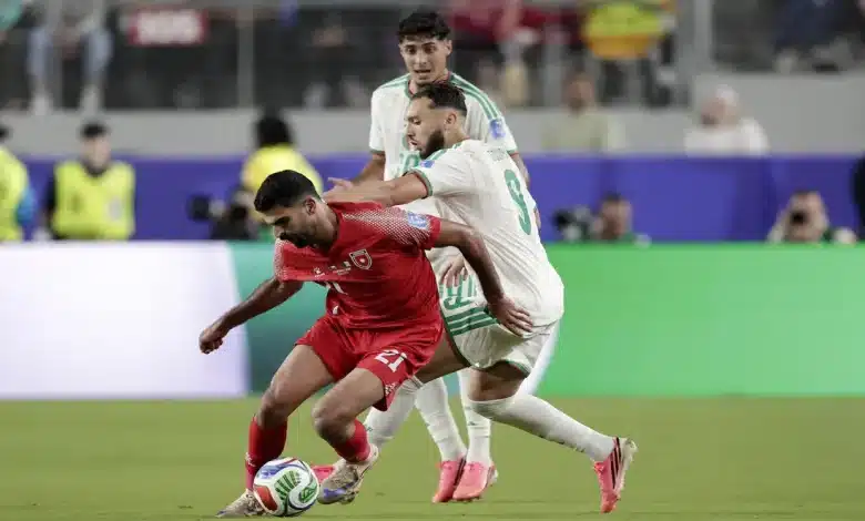 نزار الرشدان من مباراة الأردن ضد الجزائر